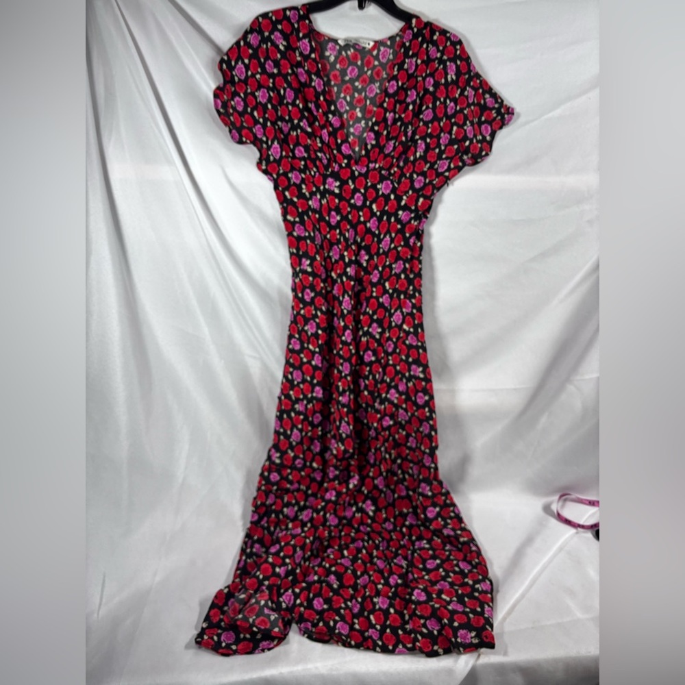 Zara‎ Black and Pink Floral Maxi Dress